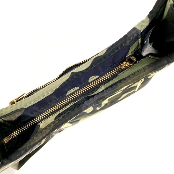 LIKE NEW — Mix No. 6 Margo Camouflage print Crossbody Bag - Picture 8 of 13